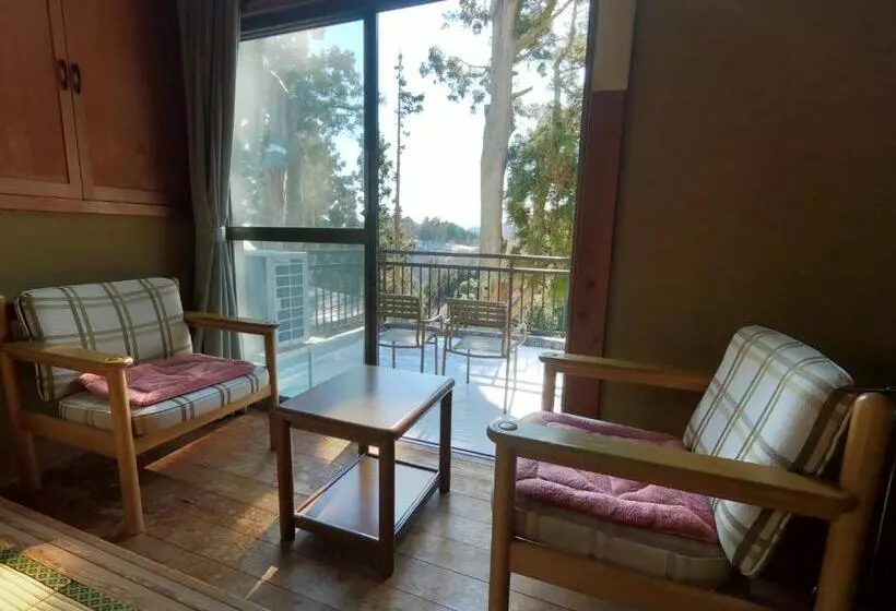 Hotel Shukubo Komadori Sanso