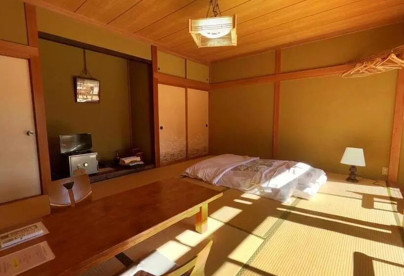 Hotel Shukubo Komadori Sanso