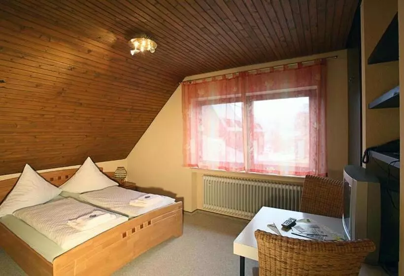 בית מלון כפרי Steuer