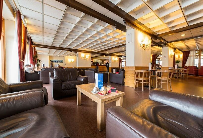 Отель Th La Thuile   Planibel