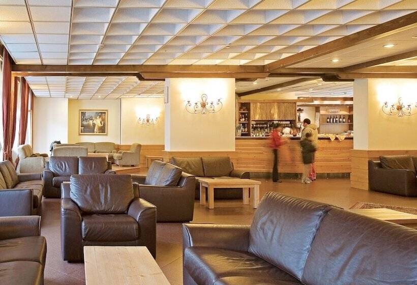 Отель Th La Thuile   Planibel