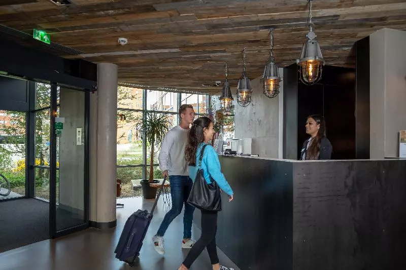 Отель Urban Lodge