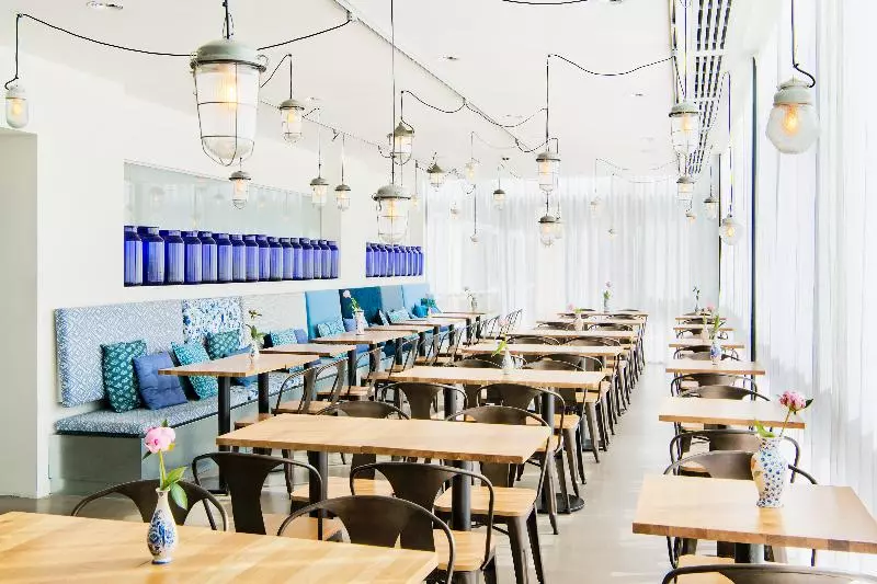 Отель Urban Lodge