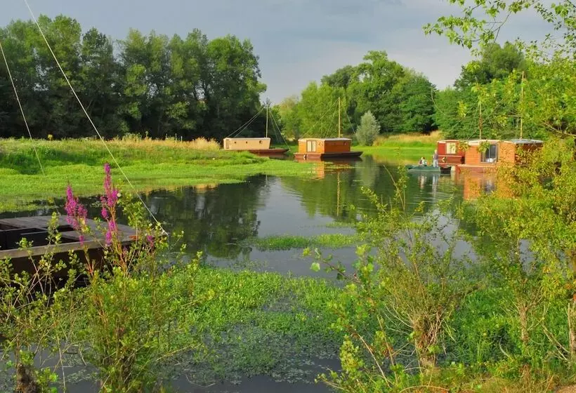 Отель Village Toue Du Domaine Des Demoiselles