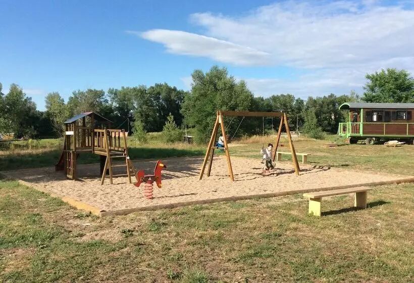 Отель Village Toue Du Domaine Des Demoiselles