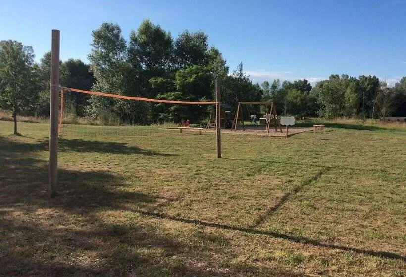 Отель Village Toue Du Domaine Des Demoiselles