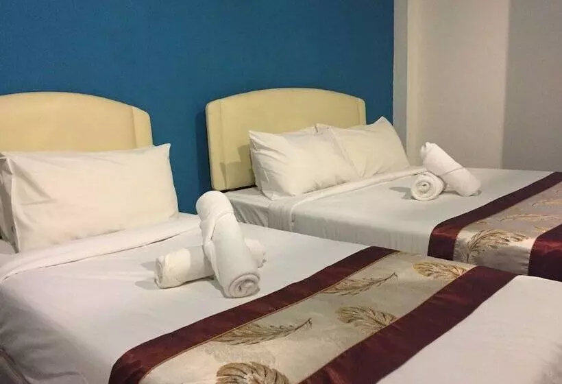 هتل Woodpecker Lodge Kuching