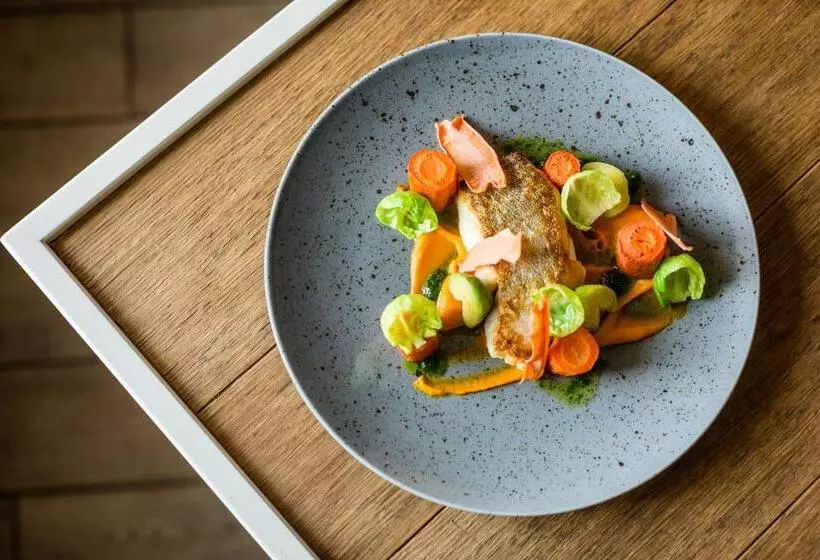 בית מלון כפרי Zamek Topacz