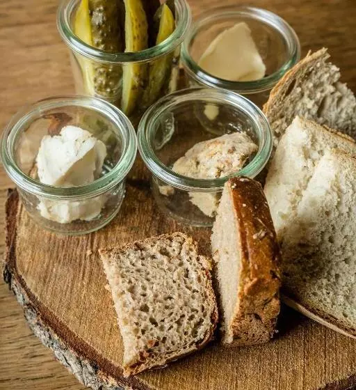 בית מלון כפרי Zamek Topacz