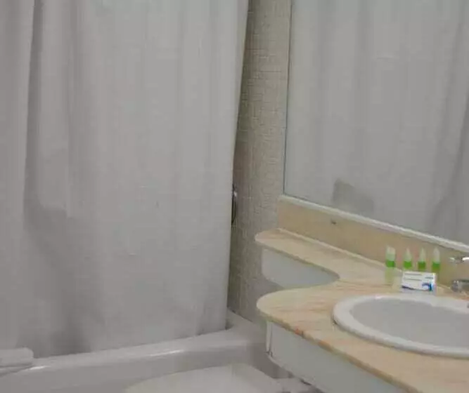 New Point Miami Beach Apartments