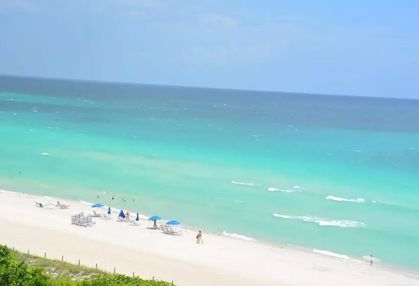 New Point Miami Beach Apartments