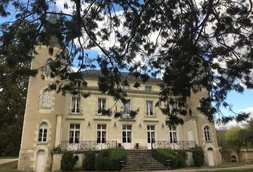 פנסיון Château Les Vallées