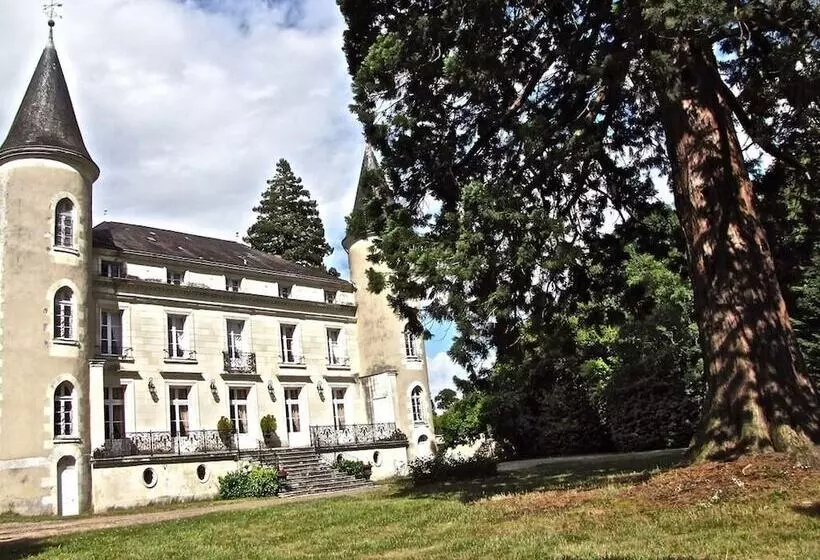 פנסיון Château Les Vallées