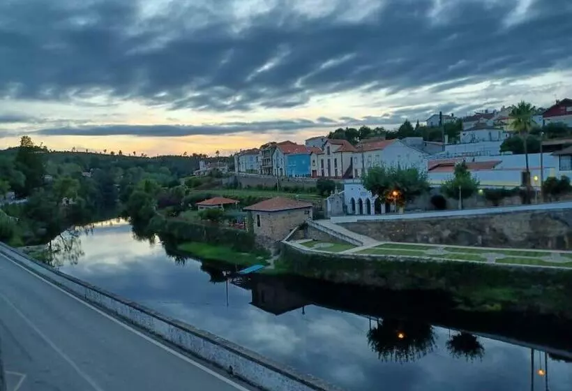 ベッドアンドブレックファースト Casa Da Ponte, Coja