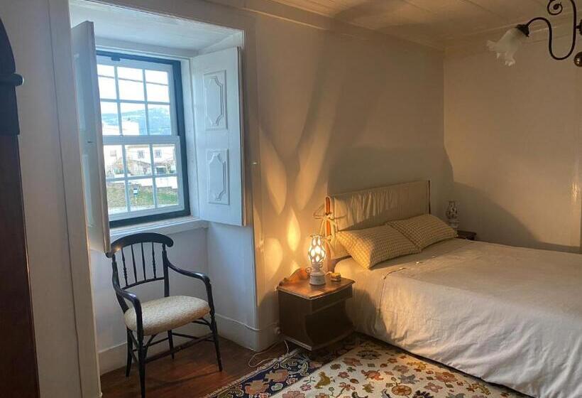 مبيت وإفطار Casa Da Ponte, Coja