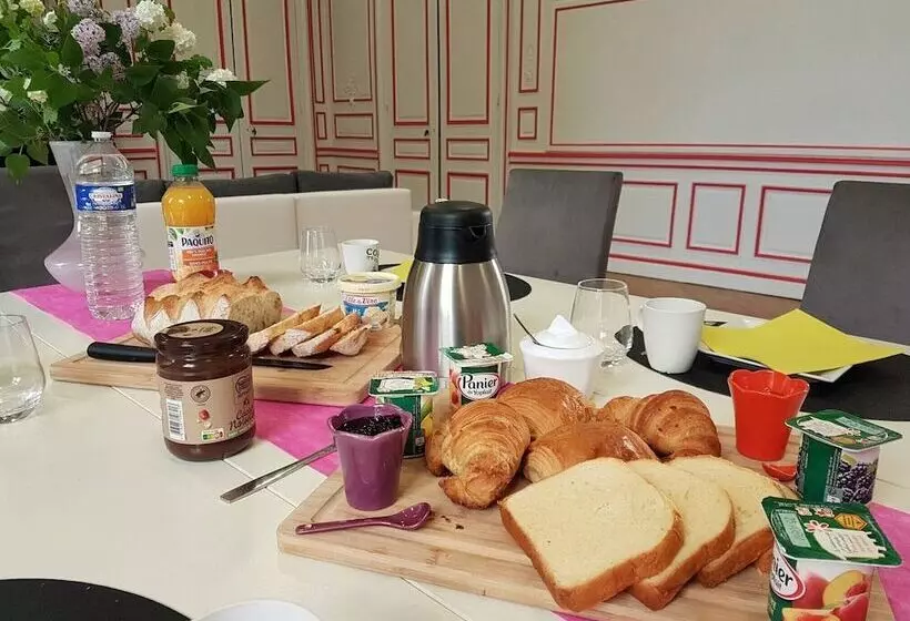 Aamiaismajoitus (B&B) Château De La Rose