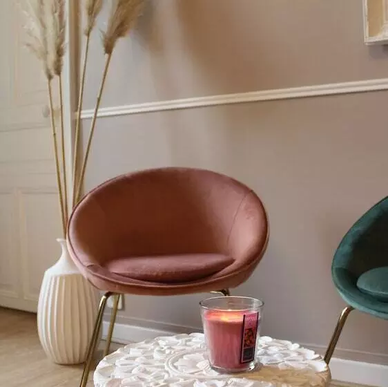 Aamiaismajoitus (B&B) Château De La Rose