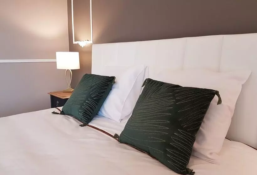 Aamiaismajoitus (B&B) Château De La Rose