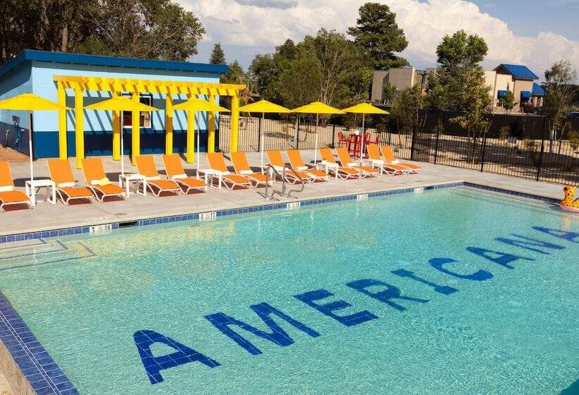 فندق Americana Motor