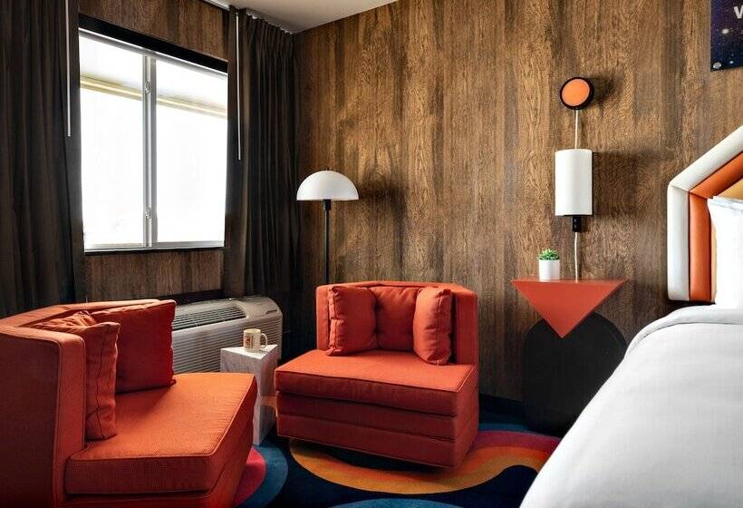 فندق Americana Motor