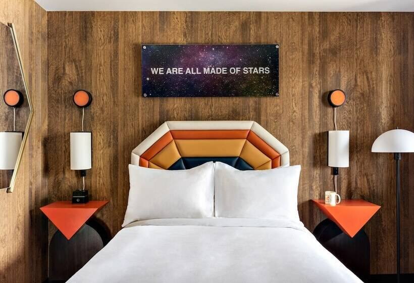 فندق Americana Motor