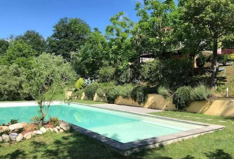 Hotelli Eremo Dei Poeti Albergo Diffuso