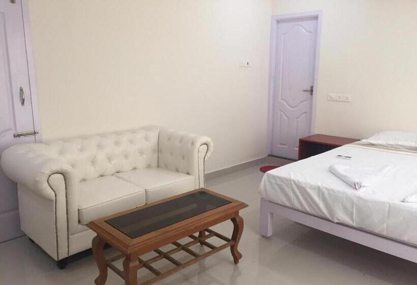 هتل King Park Resorts