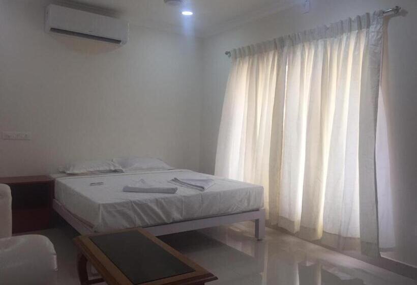 هتل King Park Resorts