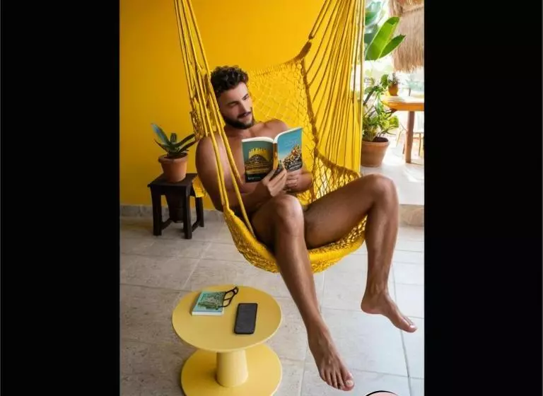 Pelados Beach Hostel