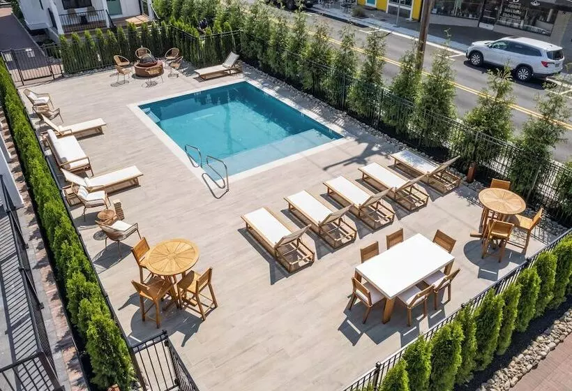 Lomakeskus The Hen Houses