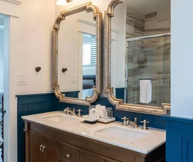 Lomakeskus The Hen Houses