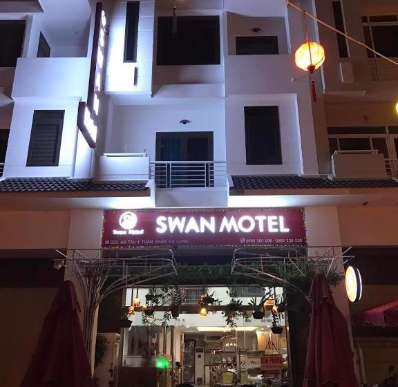 Swan Motel