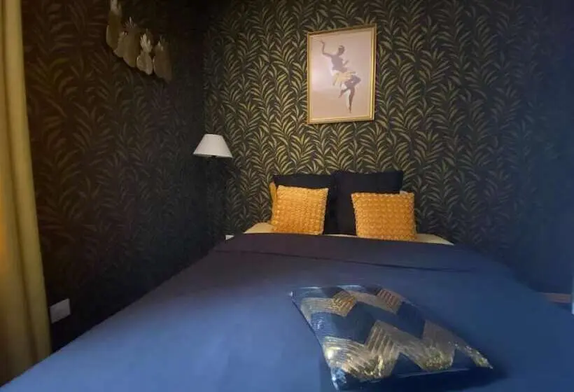 ベッドアンドブレックファースト Chambres D’hôte Au Chapeau Claque Cabaret