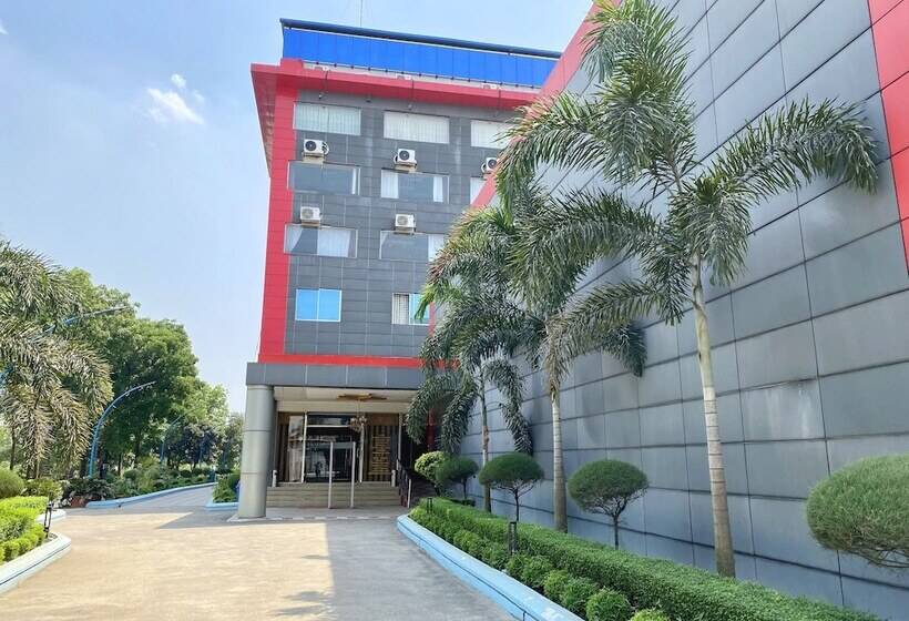 Cculb Resort & Convention Hall