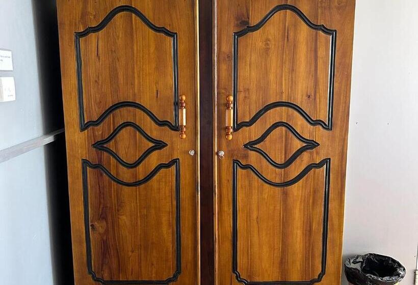 فندق Kenno S Korner