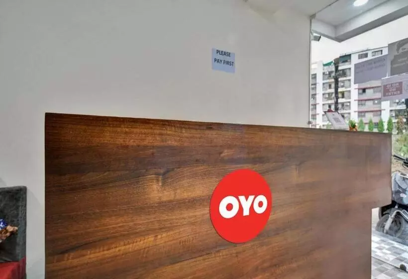 ホテル Oyo Flagship 81131  Dr Greens