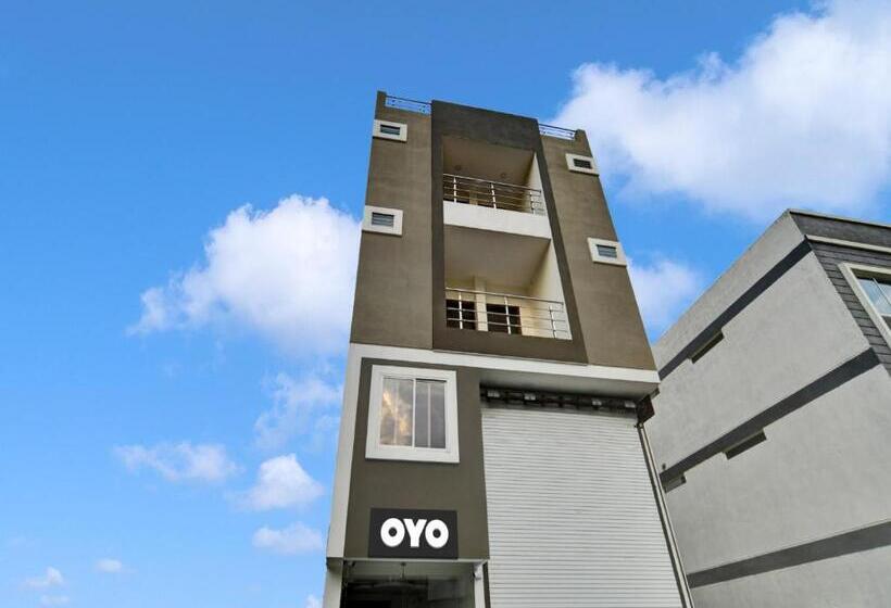 酒店 Oyo Flagship 81131 Dr Greens