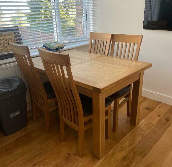 بنسيون Short And Long Night Stay Very Close To Gatwick And City Centre Private Airport Holiday Parking