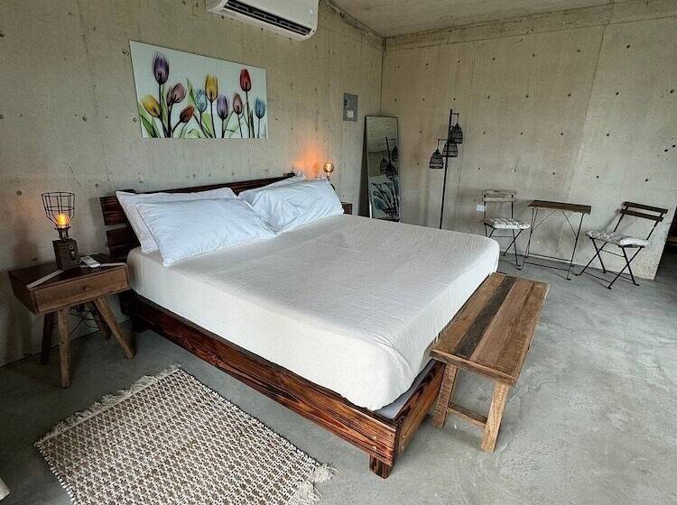 The Serene House Bed & Breakfast