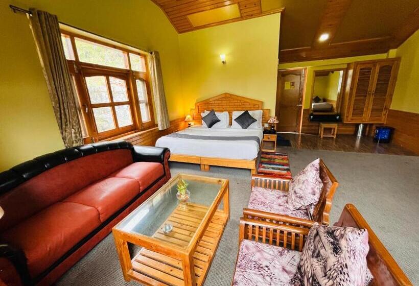 Snow Clad Riverview Hotel & Resort, Manali