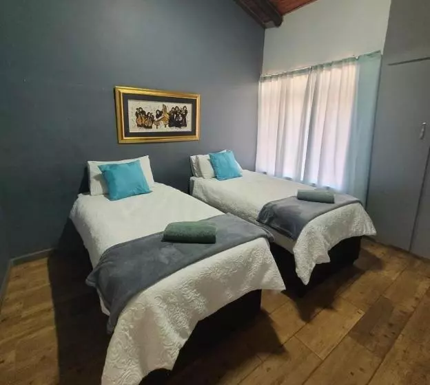 ペンション 29b Zebra Street   Inhimwe Guesthouse