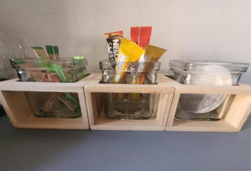 פנסיון 29b Zebra Street Inhimwe Guesthouse