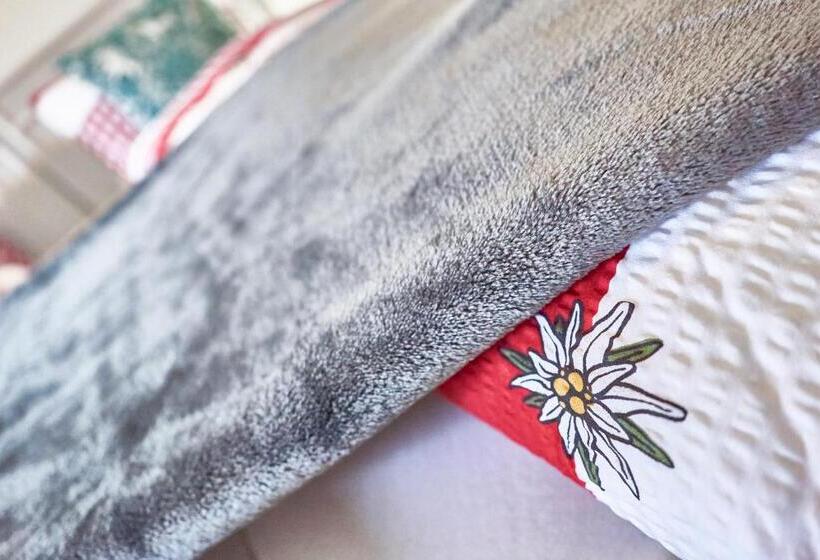 Пансион Sweet Room By Interlaken