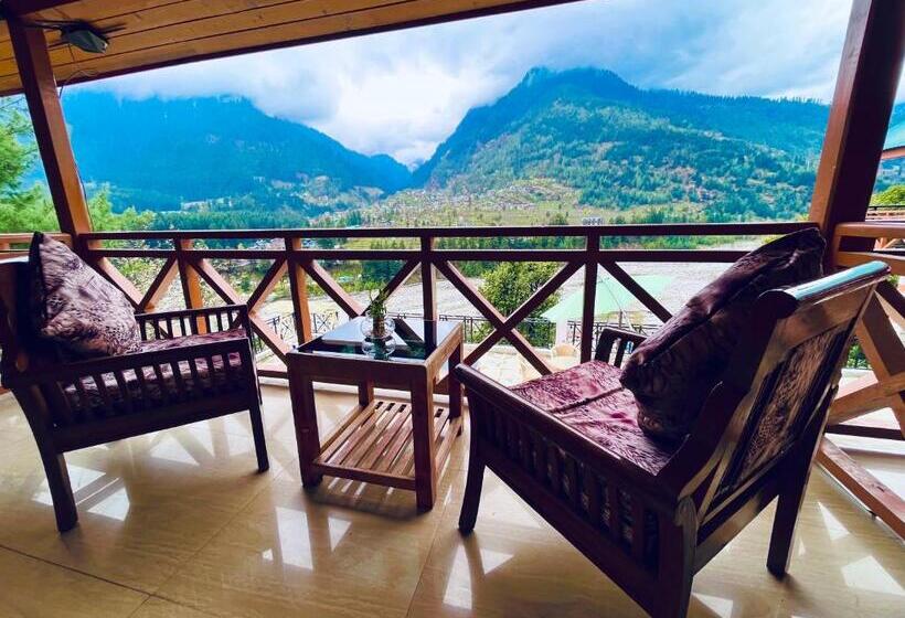 Snow Clad Riverview Hotel & Resort, Manali