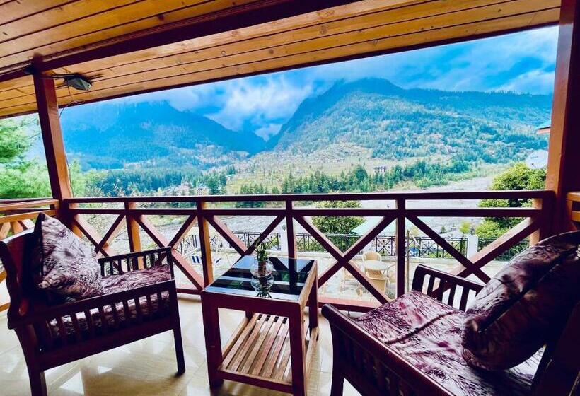 Snow Clad Riverview Hotel & Resort, Manali