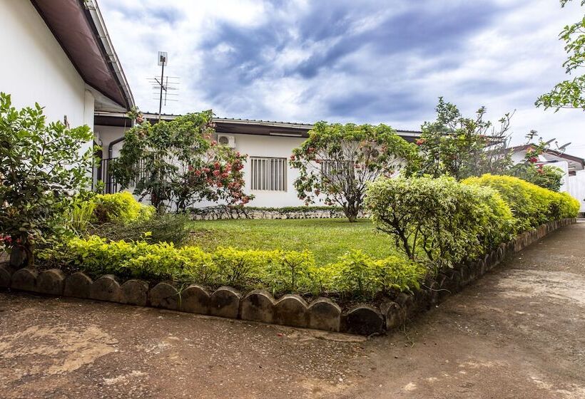 هتل Hôtel Papyrus