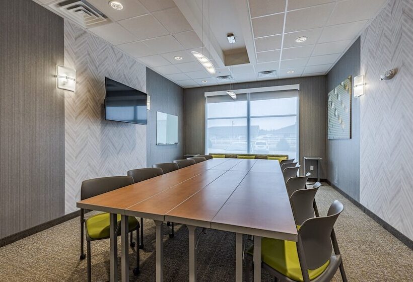 Отель Springhill Suites By Marriott Detroit Sterling Heights