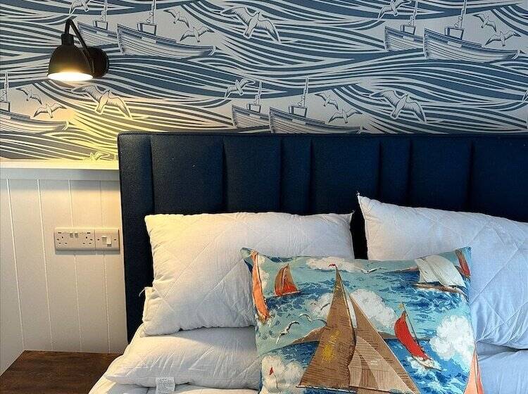 Hotel The Lugger Inn