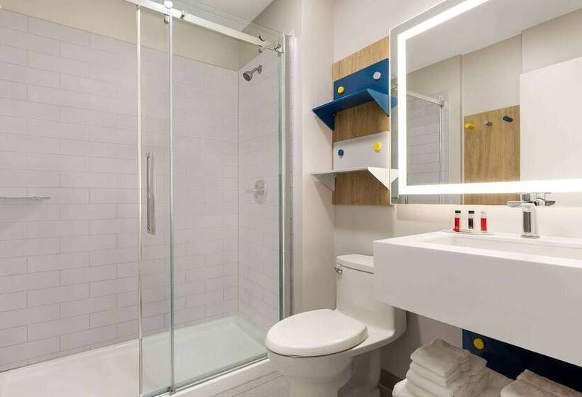 Microtel Inn & Suites By Wyndham Lachute