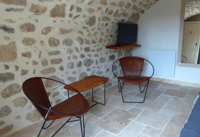 بنسيون Clos De Beauregard